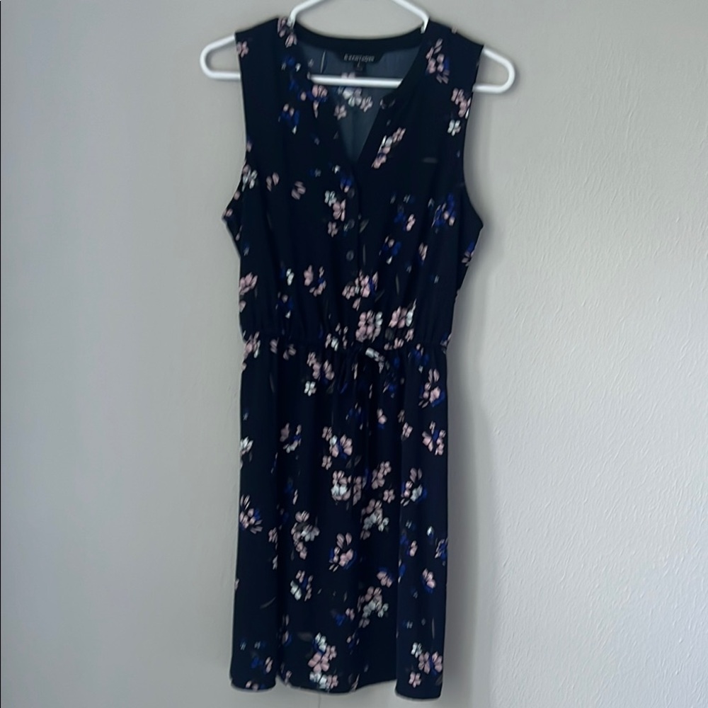 41 Hawthorn Sleeveless V-Neck Midi Sundress